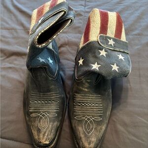 Roper Black and Red Star Ankle Boots